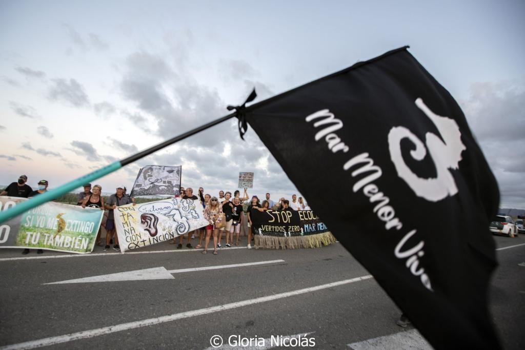 Protesta contra los vertidos al Mar Menor, fotografía de Gloria Nicolás