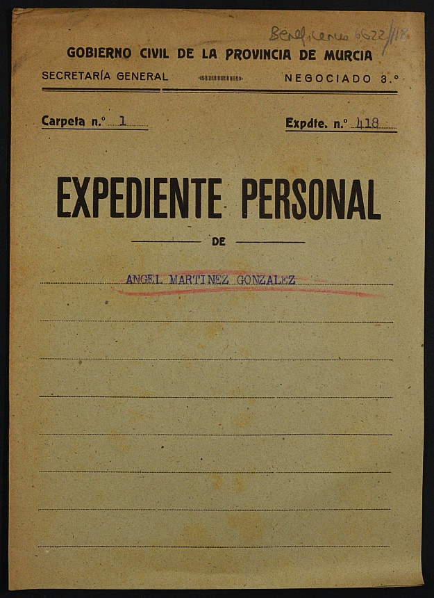 Expediente de concesión de pensión como huérfanos de la Guerra a los hijos de Ángel Martínez Belmonte.