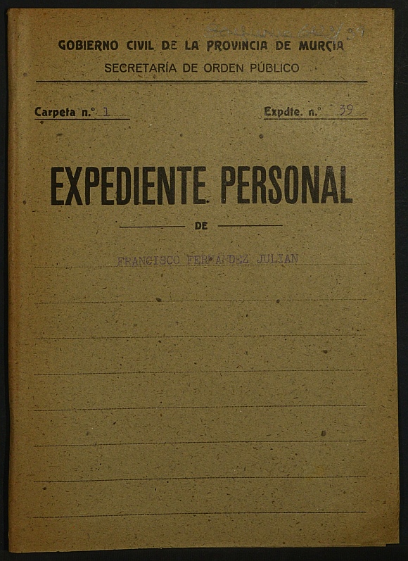 Expediente de concesión de pensión como huérfanos de la Guerra a los hijos de Francisco Fernández Olmedo.
