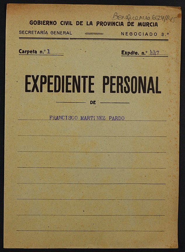 Expediente de concesión de pensión como huérfanos de la Guerra a los hijos de Pedro Martínez Marín.