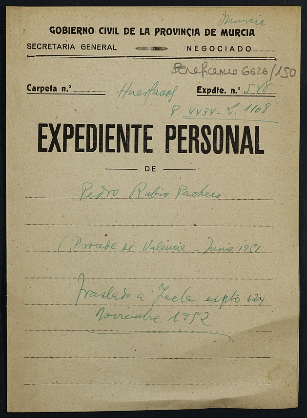 Expediente de concesión de pensión como huérfanos de la Guerra a Pedro Rubio Pacheco.