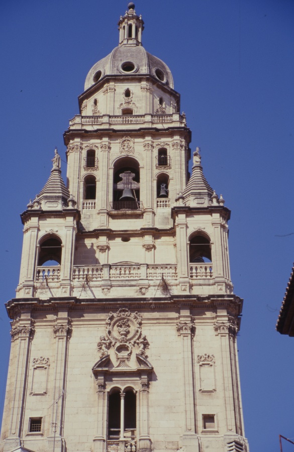 Reportaje fotográfico de la torre de la Catedral de Murcia