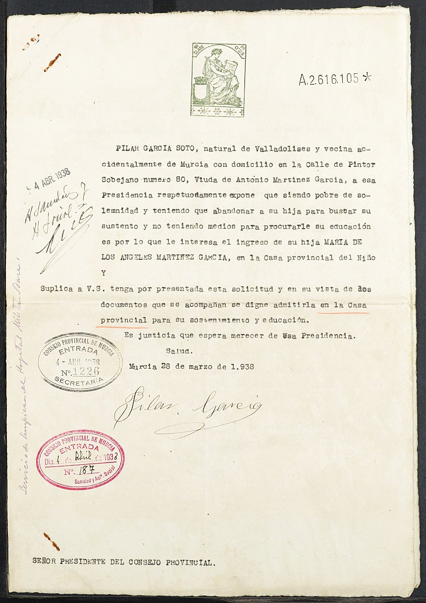 Expediente de solicitud de ingreso en la Casa Provincial del Niño de María de los Ángeles Martínez García, de 16 años.