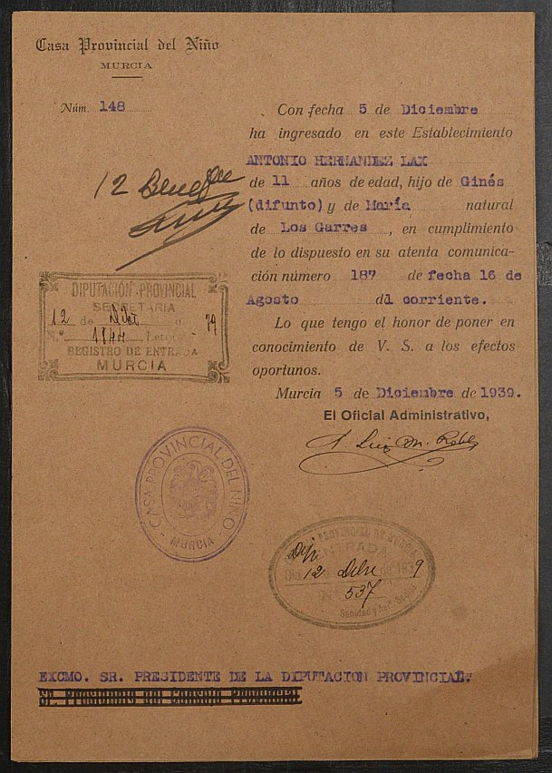 Expediente de solicitud de ingreso en la Casa Provincial del Niño de Josefa, José y Antonio Hernández Lax, de 7, 9 y 11 años respectivamente.