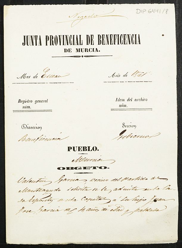 Expediente de solicitud de ingreso en la Casa de Expósitos del niño llamado Juan José García.