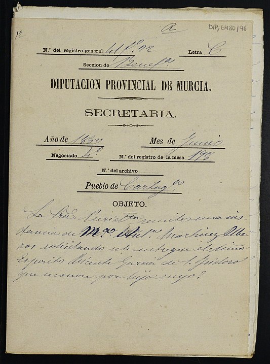 Expediente de reconocimiento y entrega de un niño llamado Vicente García de San Isidoro a su madre natural María Antonia Martínez Uberos.