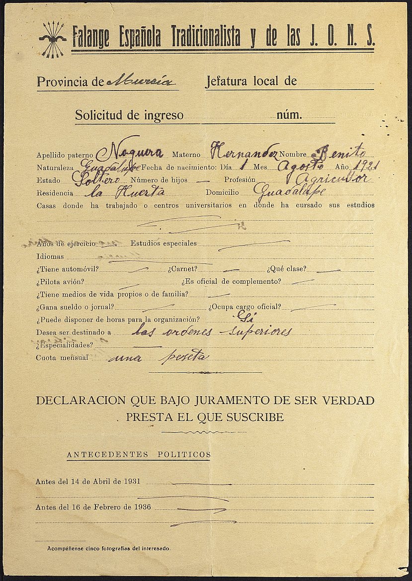 Solicitud de Benito Noguera Hernández de ingreso en la Falange Española Tradicionalista y de las J.O.N.S de Guadalupe.