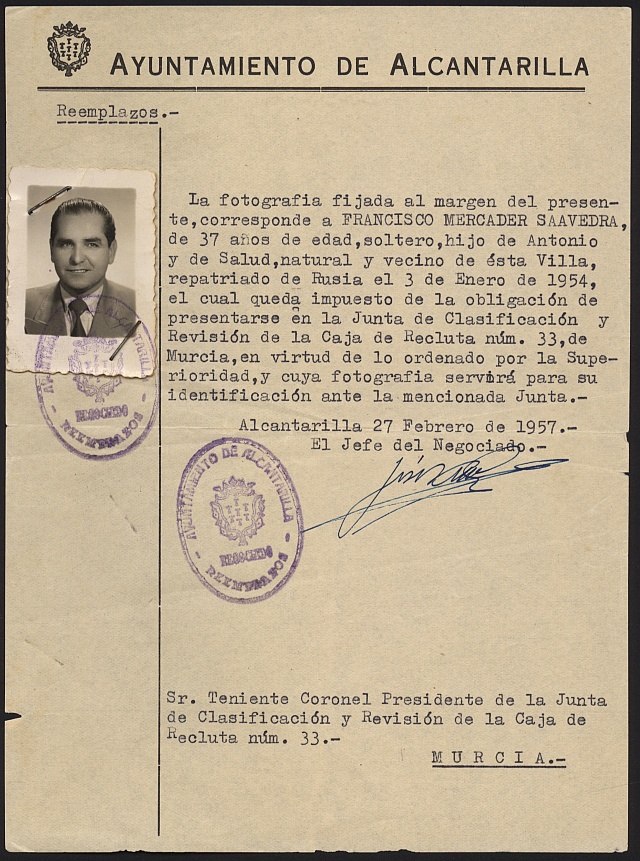 Carnet de identificación de Francisco Mercader Saavedra para la revisión en la Caja de Reclutas nº 33 de Murcia.