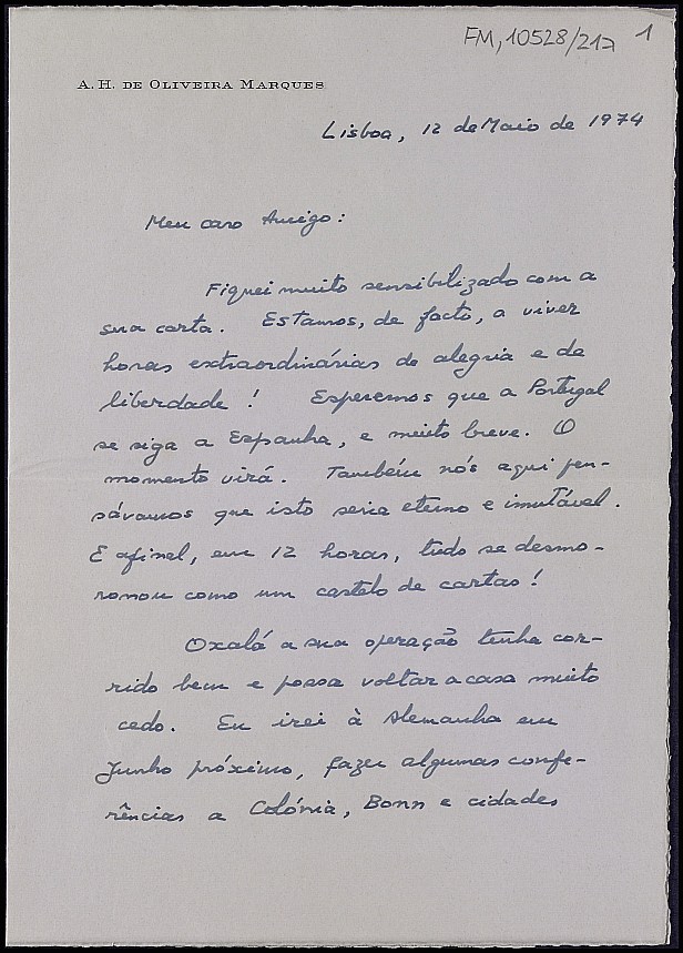 Carta de Antonio Henrique de Oliveira Marqués comentando la caída de Marcelo Caetano y el cambio de régimen en Portugal.