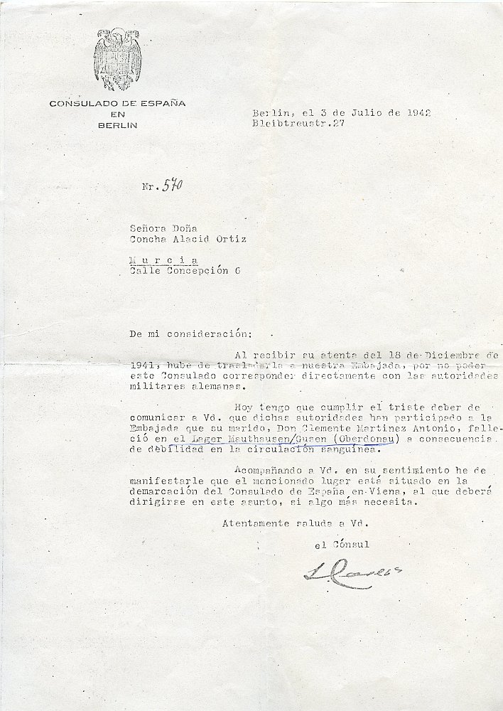 Fotocopia de la carta del Cónsul español en Berlín a Concepción Alacid en la que le comunica el fallecimiento de su marido Antonio Clemente en el campo de concentración de Mauthausen (Austria)