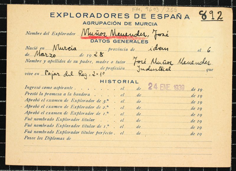 Ficha personal del explorador José Muñoz Menéndez