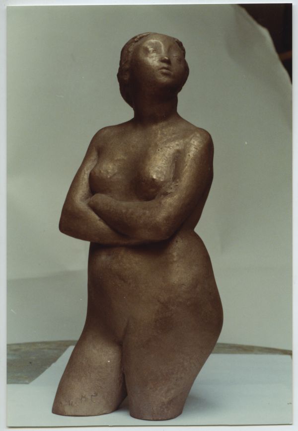 Escultura en bronce de 