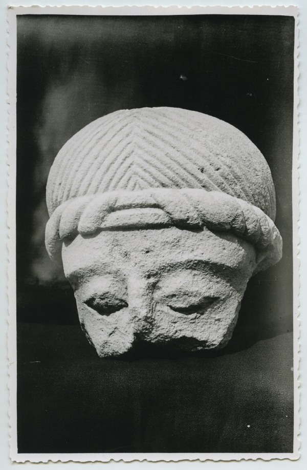 Cabeza en piedra (fragmento) procedente del yacimiento arqueológico del Cabecico del Tesoro de Murcia