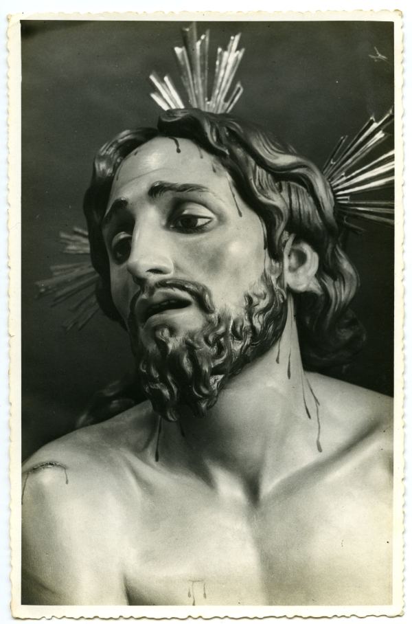 Detalle de la cabeza del Cristo de la Flagelación o Cristo a la Columna (1947), de la Cofradía del Santísimo Cristo de la Agonía de Cieza, obra de Juan González Moreno