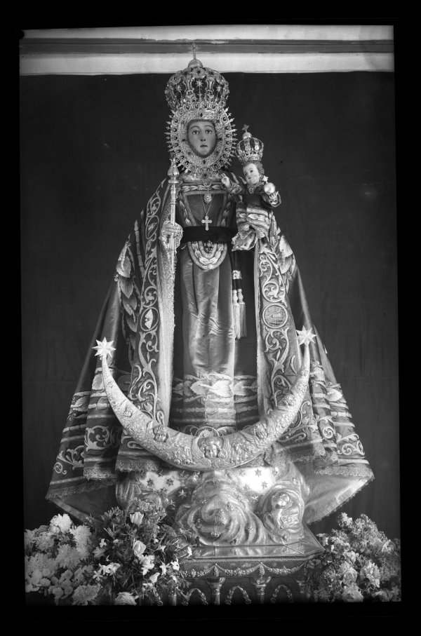 Escultura de la Virgen de la Fuensanta, patrona de Murcia