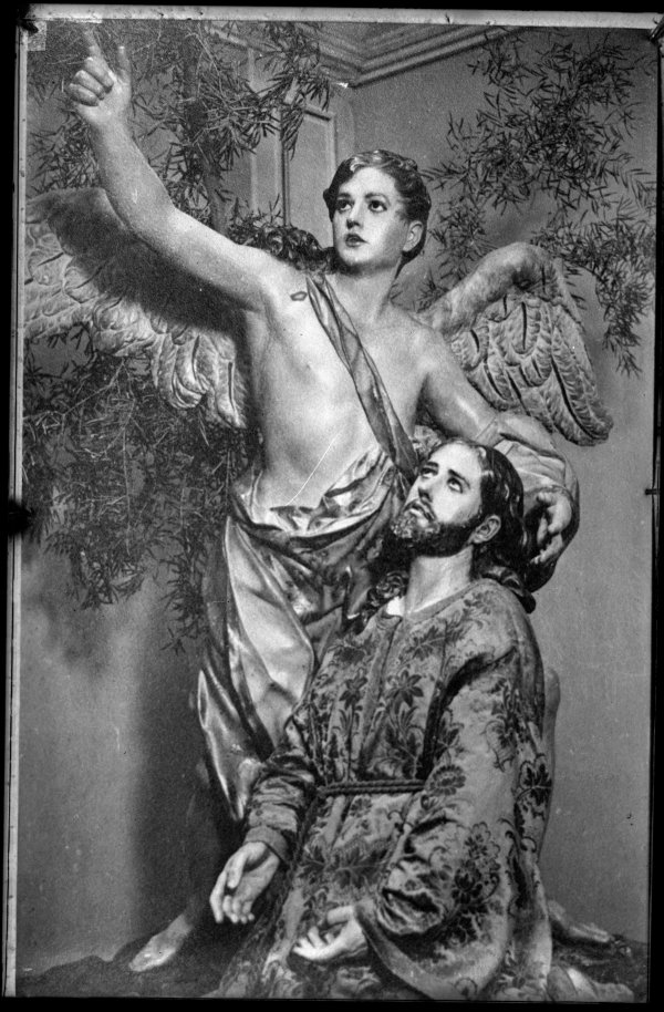 Escultura del Ángel y Jesucristo del paso de la Oración en el Huerto de la Cofradía de Nuestro Padre Jesús de Murcia, obra de Francisco Salzillo