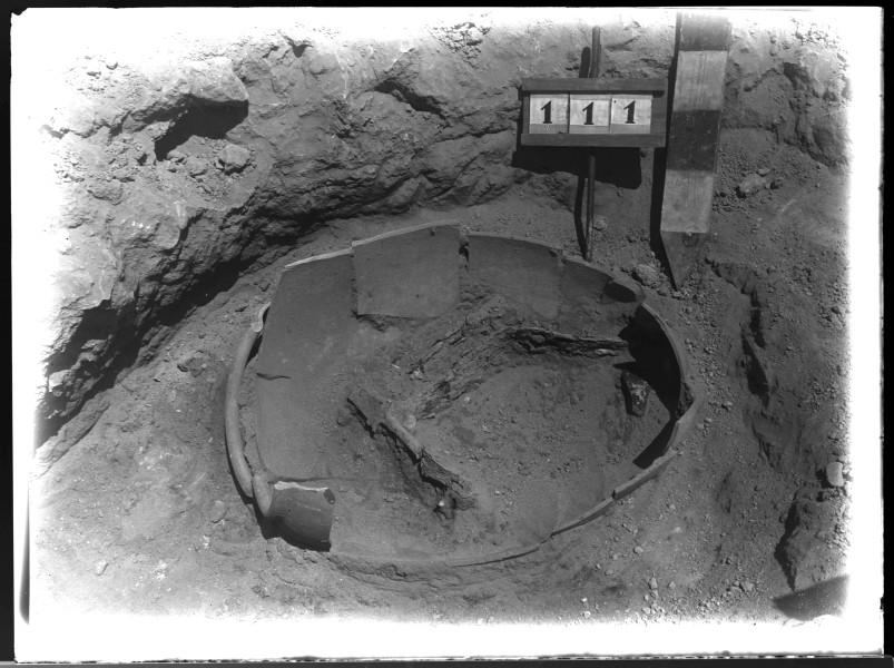 Urna cineraria de la tumba número 111 en la necrópolis del yacimiento de El Cigarralejo.