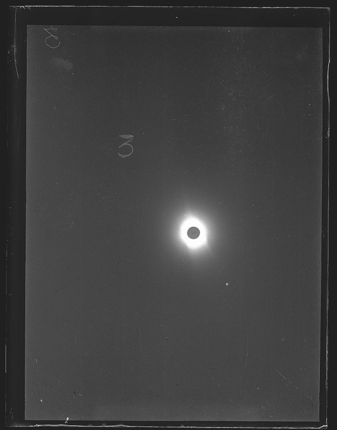 Eclipse del 28 de mayo de 1900 fotografiado en Elche.