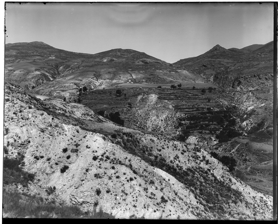 Vista panorámica del coto minero de El Cortijuelo, en la sierra de Bacares.