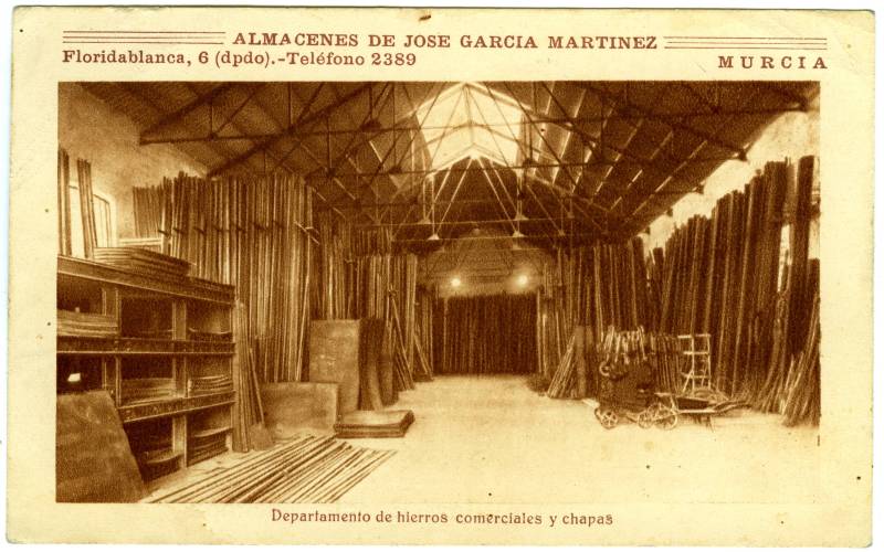 Fotografía del interior de los almacenes de José García Martínez.