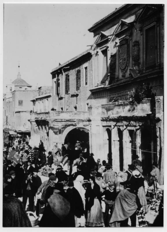 Reproducción de una fotografía del mercado en la Plaza de Verónicas