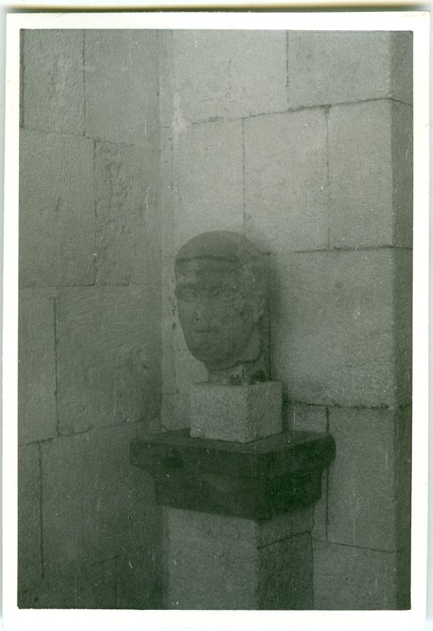 Escultura etrusca de una cabeza