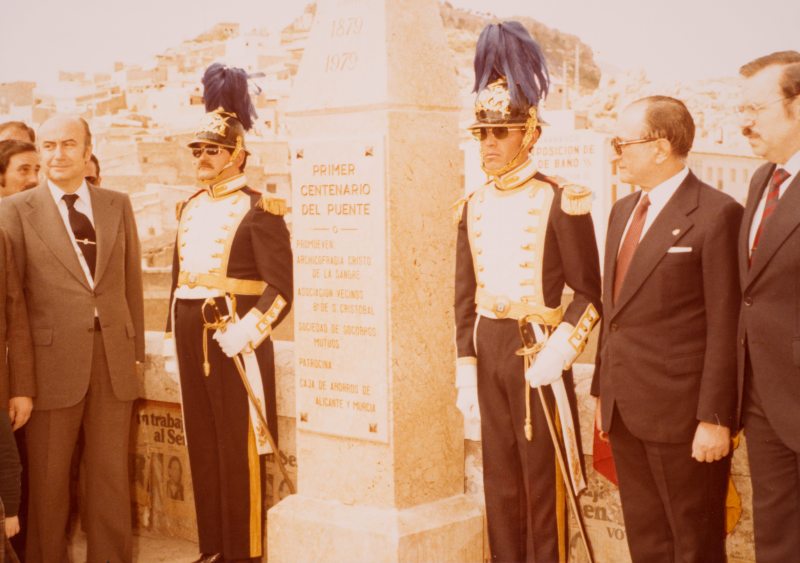 Inauguración de un monolito con motivo del centenario del Puente de La Alberca de Lorca.