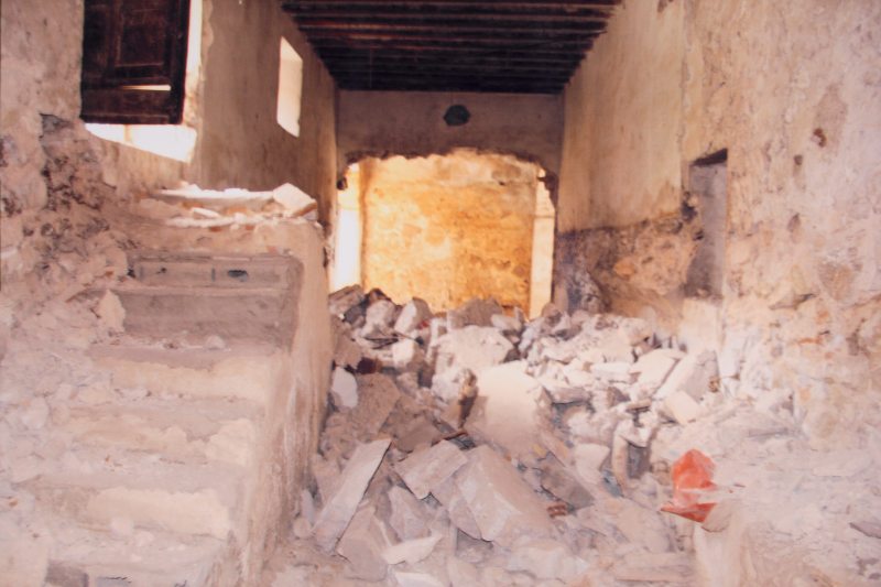 Reportaje fotográfico de las obras de reforma de la sede de la Cofradía de la Pasión de Cristo de Cehegín.
