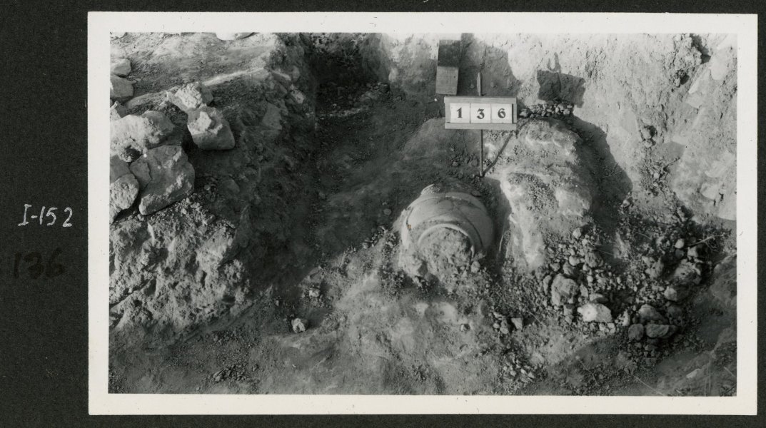Urna cineraria de la tumba número 136 de la necrópolis del yacimiento de El Cigarralejo.
