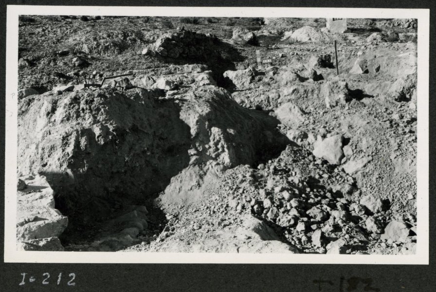 Tumba número 182 de la necrópolis del yacimiento de El Cigarralejo en una fase de su excavación.