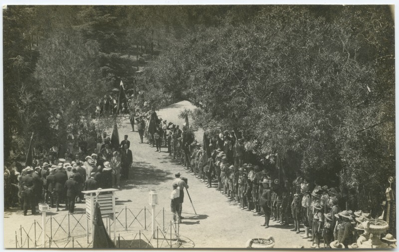 Recepción de las autoridades del gobierno de Murcia durante el noveno campamento de Espuña en 1925