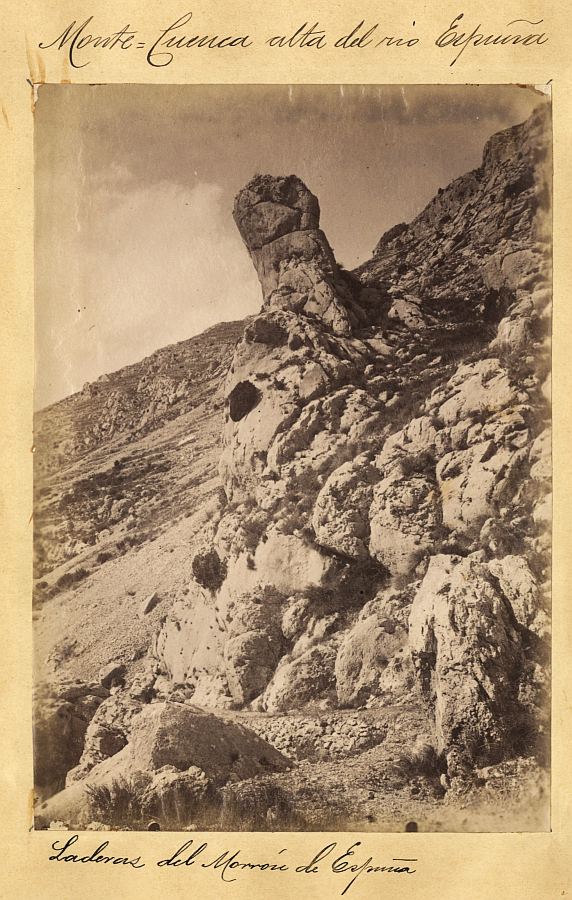 Formaciones rocosas en la ladera del Morrón de Espuña
