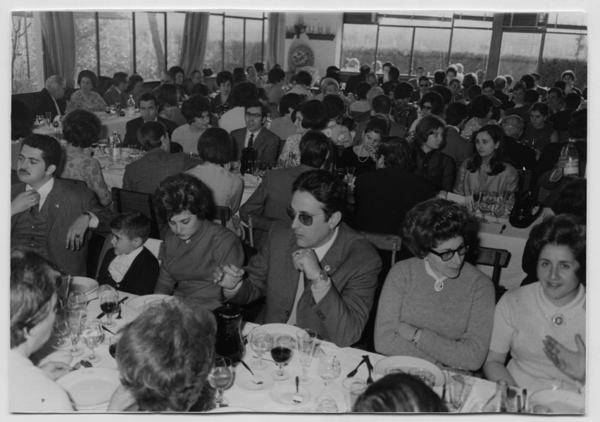 Reportaje fotográfico de la asamblea general anual del Orfeón Murciano Fernández Caballero y comida de hermandad en el restaurante El Soto de Murcia.