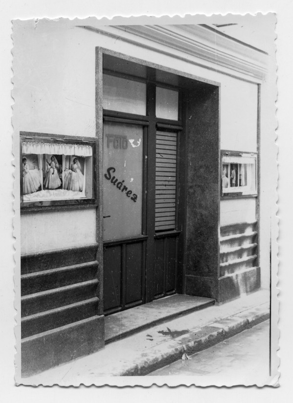 Fachada del estudio Foto Suárez en el número 7 de la calle Jabonerías de Murcia vista desde el lateral izquierdo