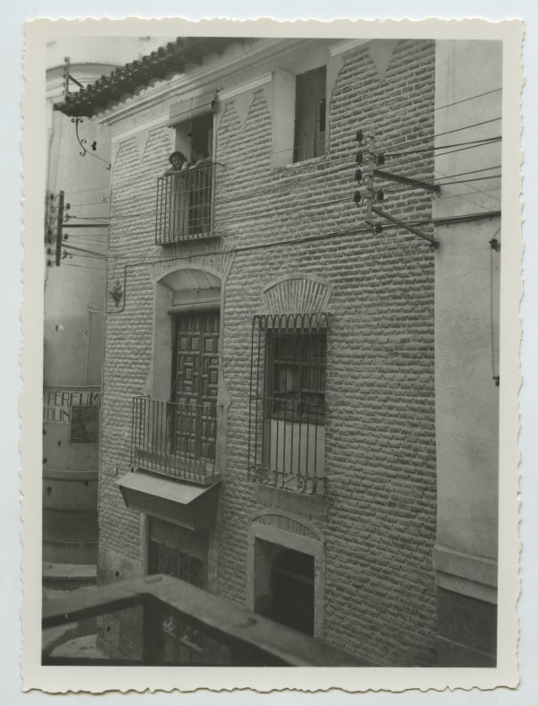 Vista de un edificio ubicado en la calle de Sagasta de Murcia