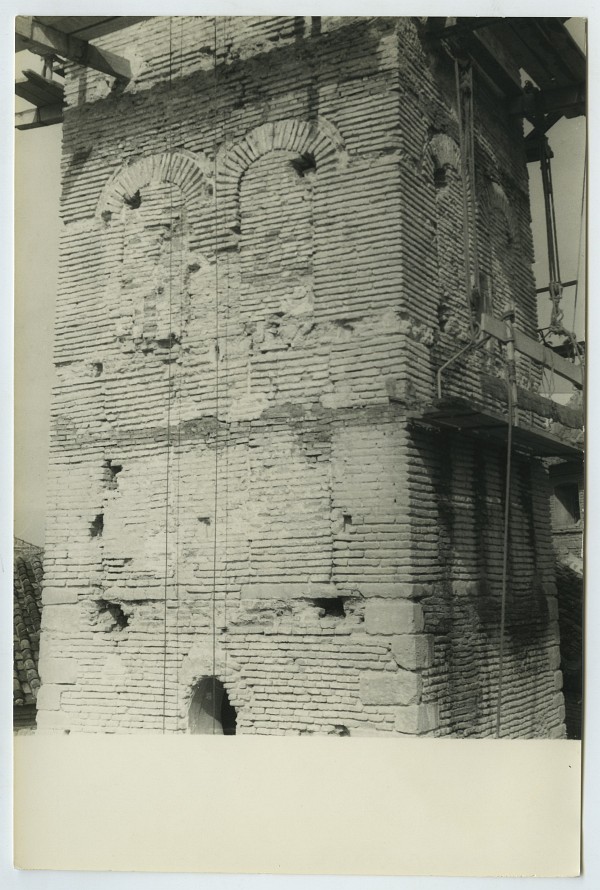 Obras de restauración de la torre de la iglesia de San Pedro de Murcia