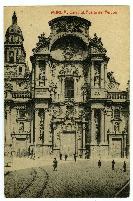 Murcia. Catedral. Puerta del Perdón. 