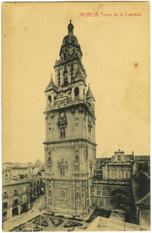 Murcia. Torre de la catedral. 