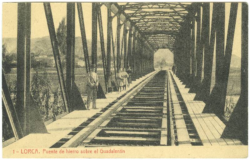 Puente de hierro sobre el Guadalentín.