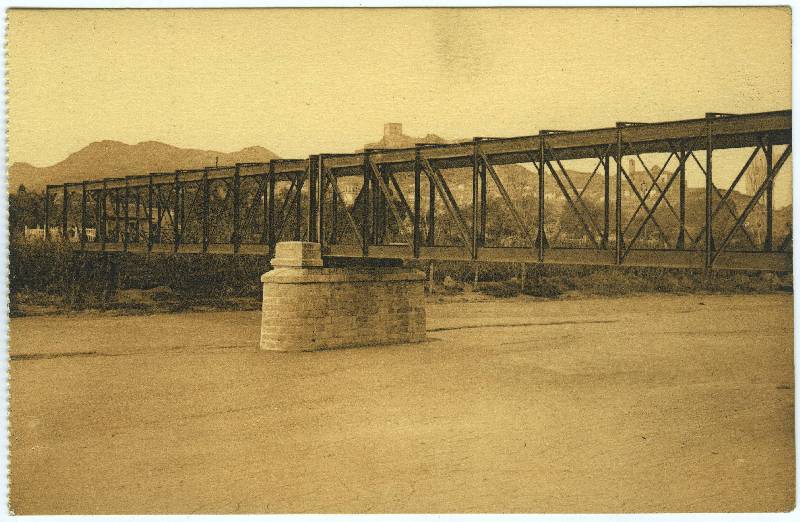 El puente de hierro en Lorca.