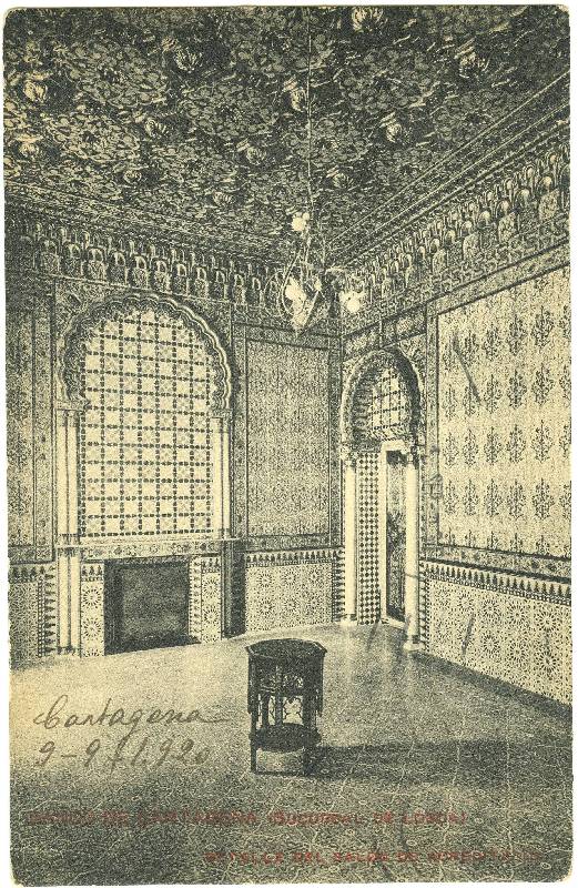 Interior del Palacio del Huerto Ruano, sucursal del Banco de Cartagena en Lorca.