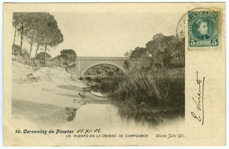Cercanías de San Pedro del Pinatar: un puente en la Dehesa de Campoamor. 