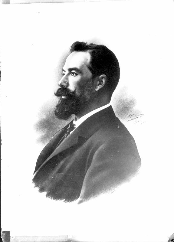 Retrato de perfil de Fernando Navarro (copia).