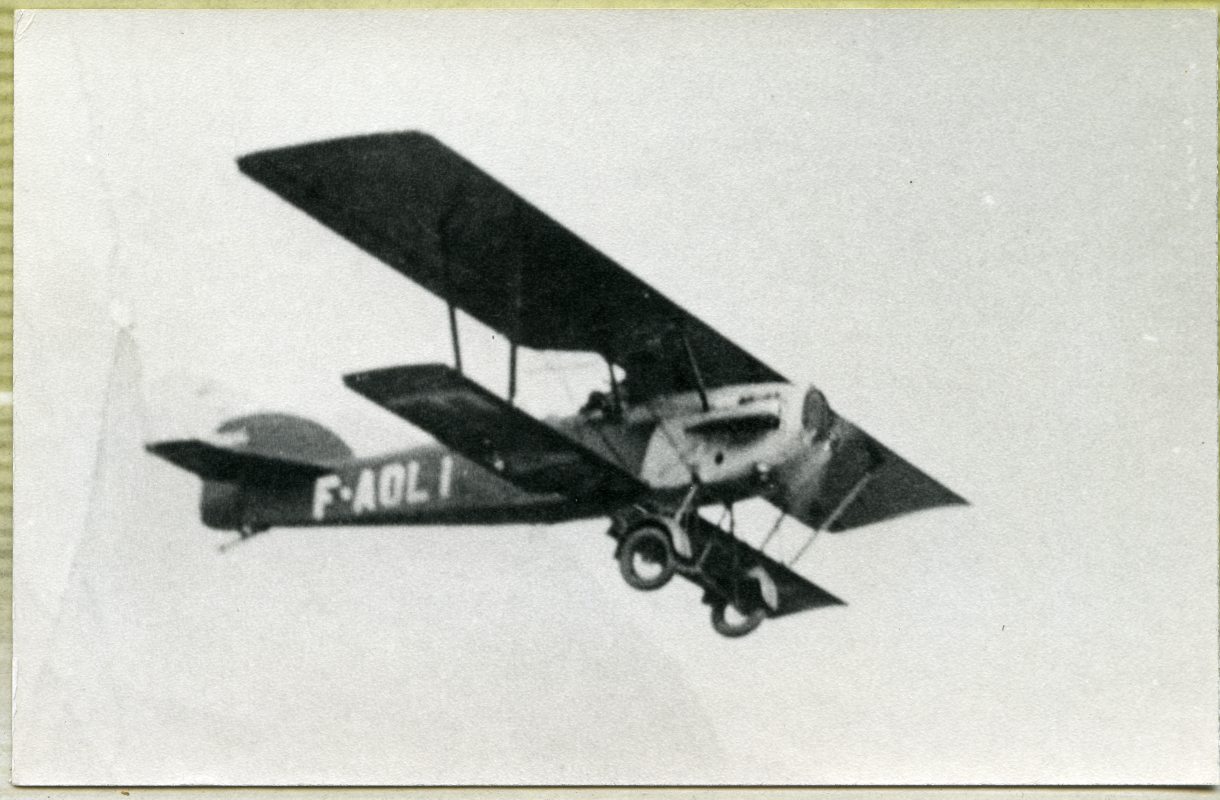 Avión de bombardeo y reconocimiento francés Potez 25.