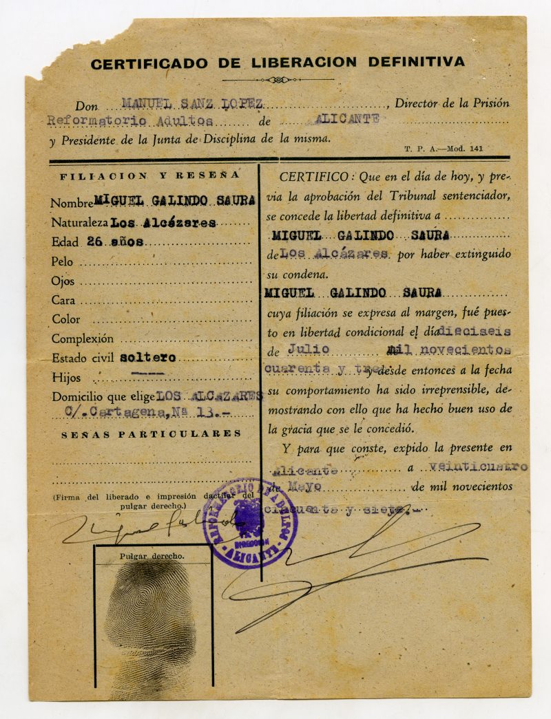 Certificado de liberación definitiva de Miguel Galindo emitido por la Prisión Reformatorio de Adultos de Alicante.