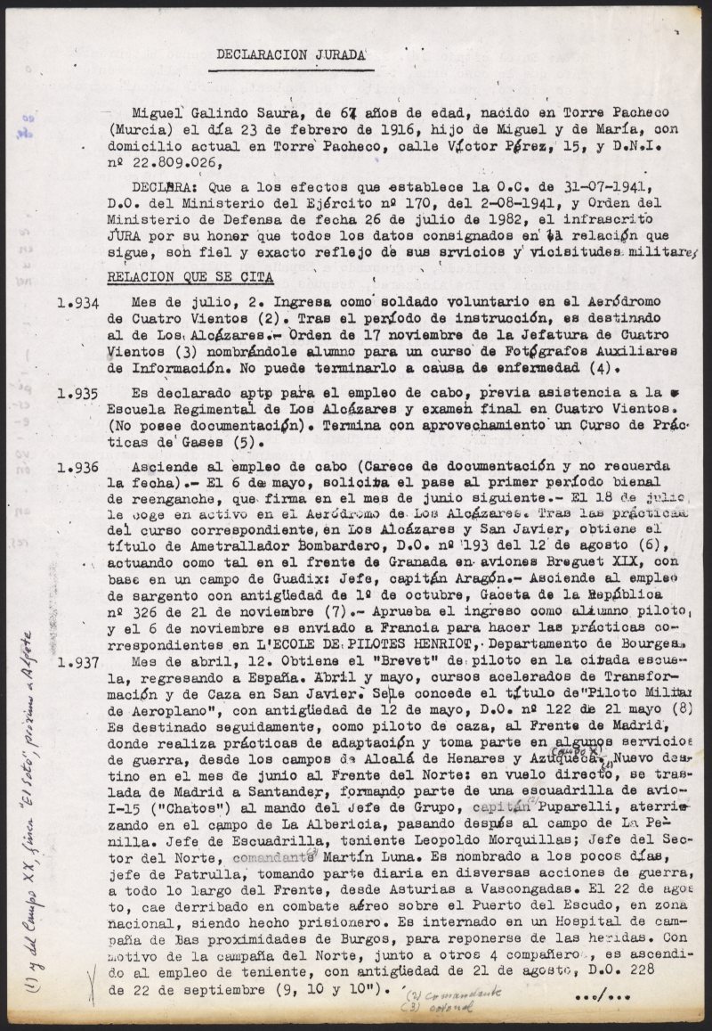 Fotocopia de la declaración jurada de Miguel Galindo con relación de los hechos más destacados de su carrera militar y, posteriormente, como preso.