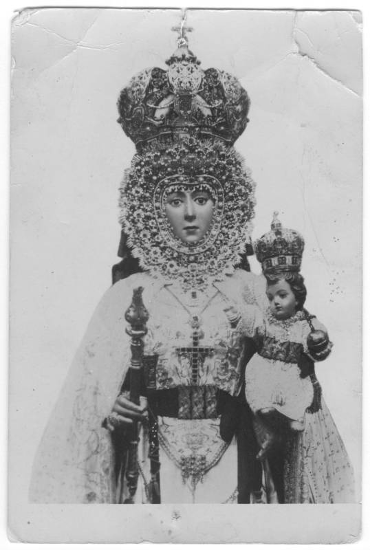 Tarjeta postal con la imagen de Nuestra Señora de la Fuensanta, de Murcia.