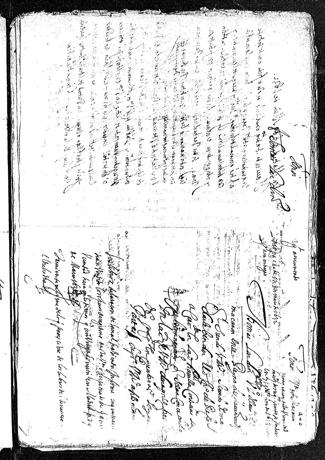 Petición de Tomás Lardín, vecino de Mazarrón, solicitando al rey el oficio de regidor acrecentado de Mazarrón y por el que ofrece 300 ducados.