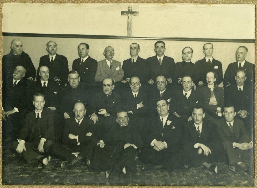 Claustro de profesores del Instituto Alfonso X el Sabio. Año 1941.