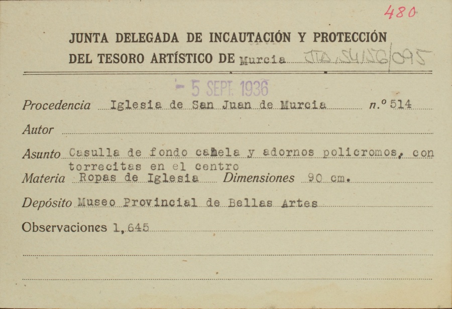 Ficha de una casulla de fondo canela y adornos polícromos, procedente de la Iglesia de San Juan de Murcia.